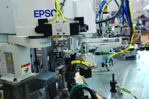 Networking of robot systems: Digital robot platform Networking of robot systems: Digital robot platform