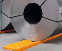 From materialfluss SPEKTRUM 2019: Safe temporary storage of sheet metal coils