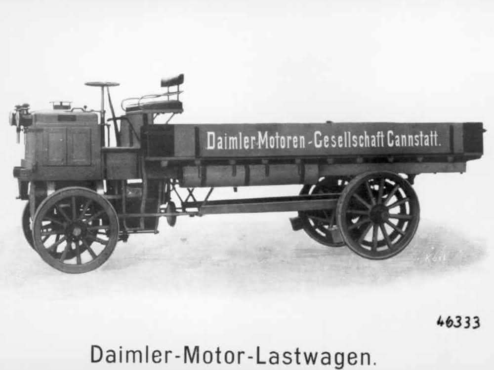 Lkw im Baustofftransport Lkw im Baustofftransport