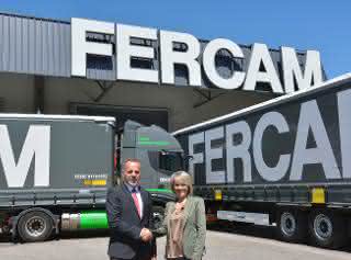 Krone-Sattelauflieger für italienischen Logistiker: 80 Krone Profi Liner an Fercam ausgeliefert Krone-Sattelauflieger für italienischen Logistiker: 80 Krone Profi Liner an Fercam ausgeliefert