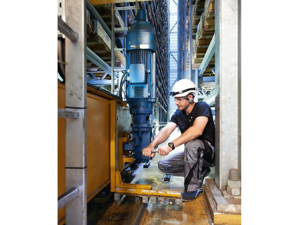 Warehouse-/Picking technology: Future-proof warehouse - in just two weeks Cramped conditions