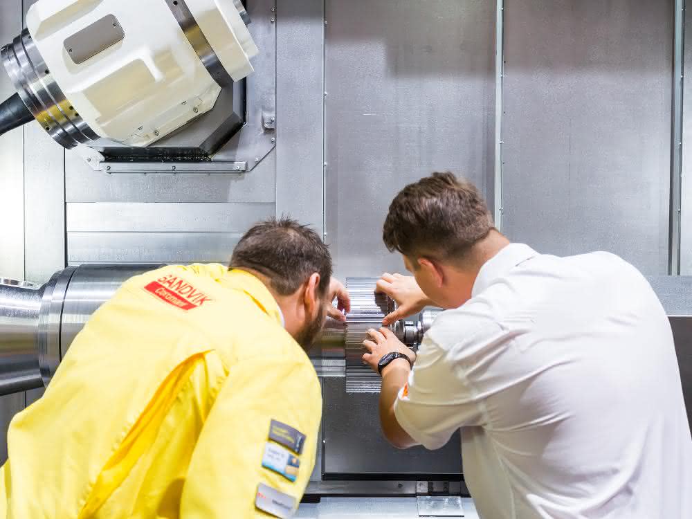 Service Team from Sandvik Coromant