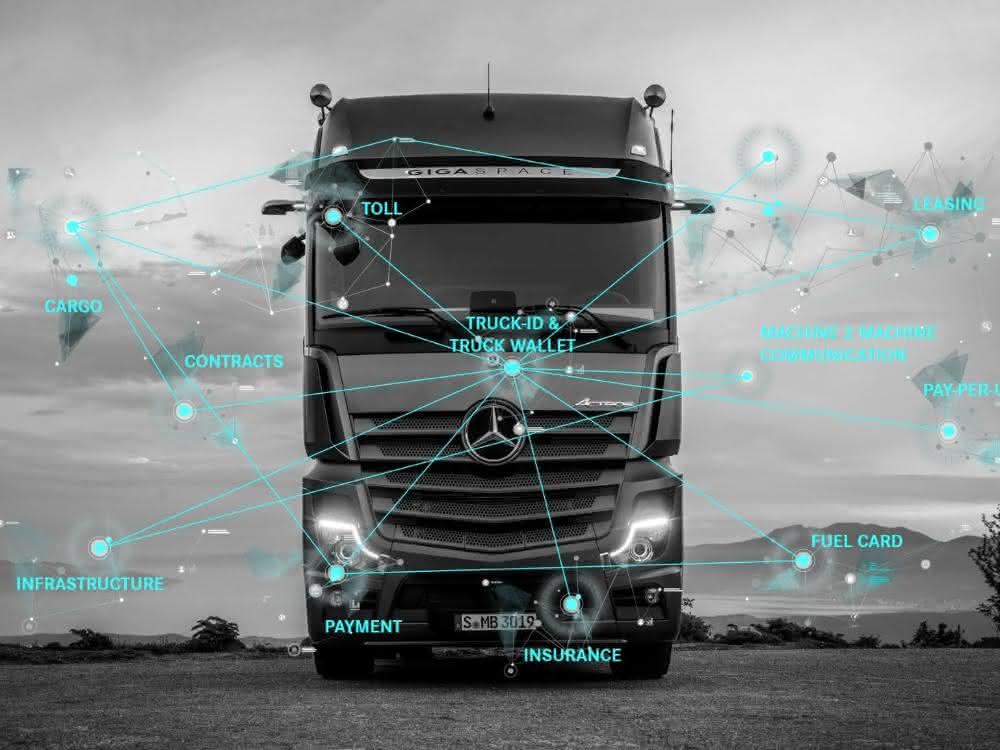 Machine-to-machine transaction: Pilot project for self-paying trucks