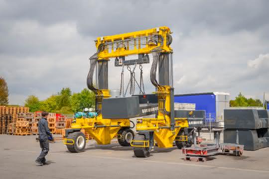 Combilift-Tenwinkel-Combi-MG Mobiler Portalkran: Gewichtige Lösung für Beton