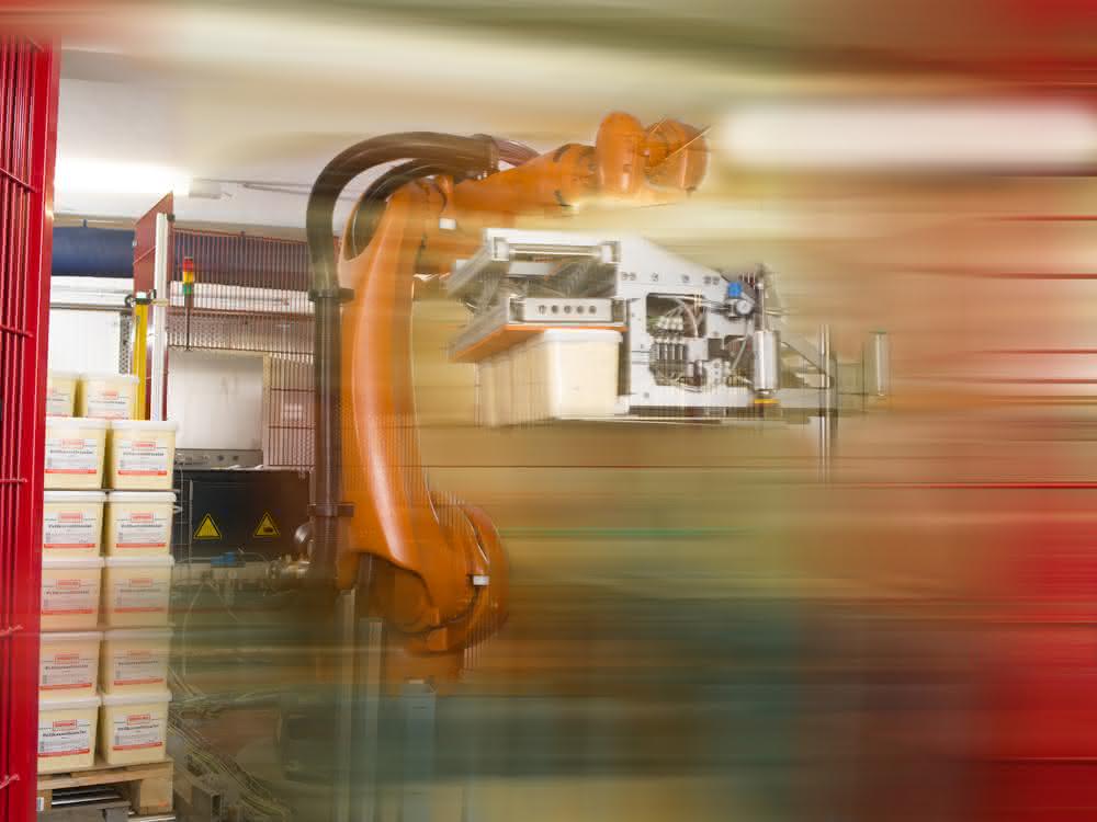 Food industry: The perfect pretzel with robotics