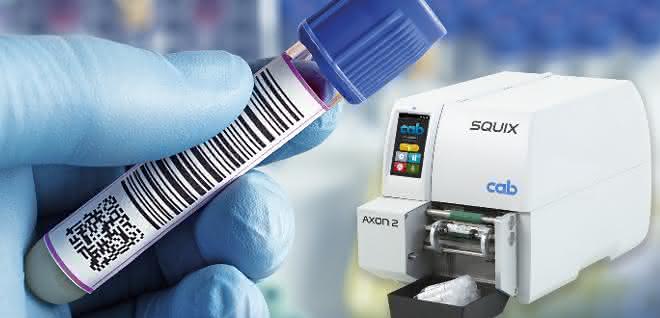 Mit dem System aus Drucker Squix und Ettikettierer Axon 2 lassen sich Laborröhrchen kennzeichnen.