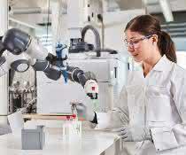 Robot works in the lab