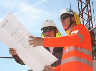 BG Bau warnt vor Hautkrebs BG Bau warnt vor Hautkrebs