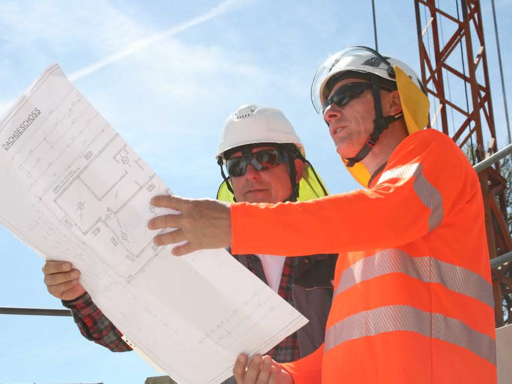 BG Bau warnt vor Hautkrebs