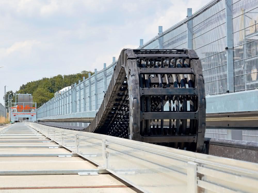 New test stand: Igus puts high-speed plant into operation