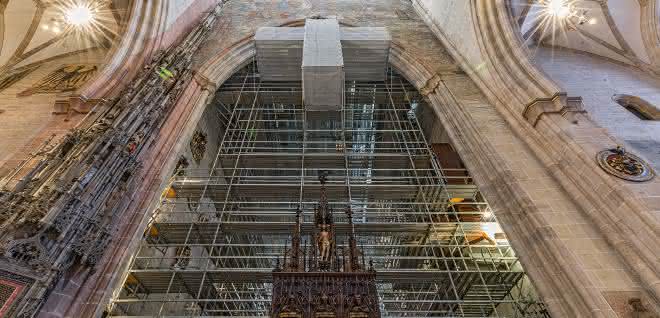 PERI UP Raumgerüst im Chorraum des Ulmer Münsters