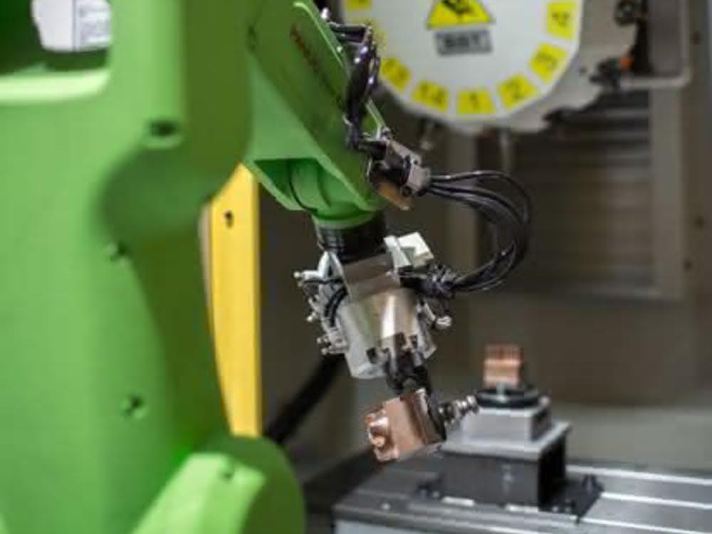 Automated machine tool
