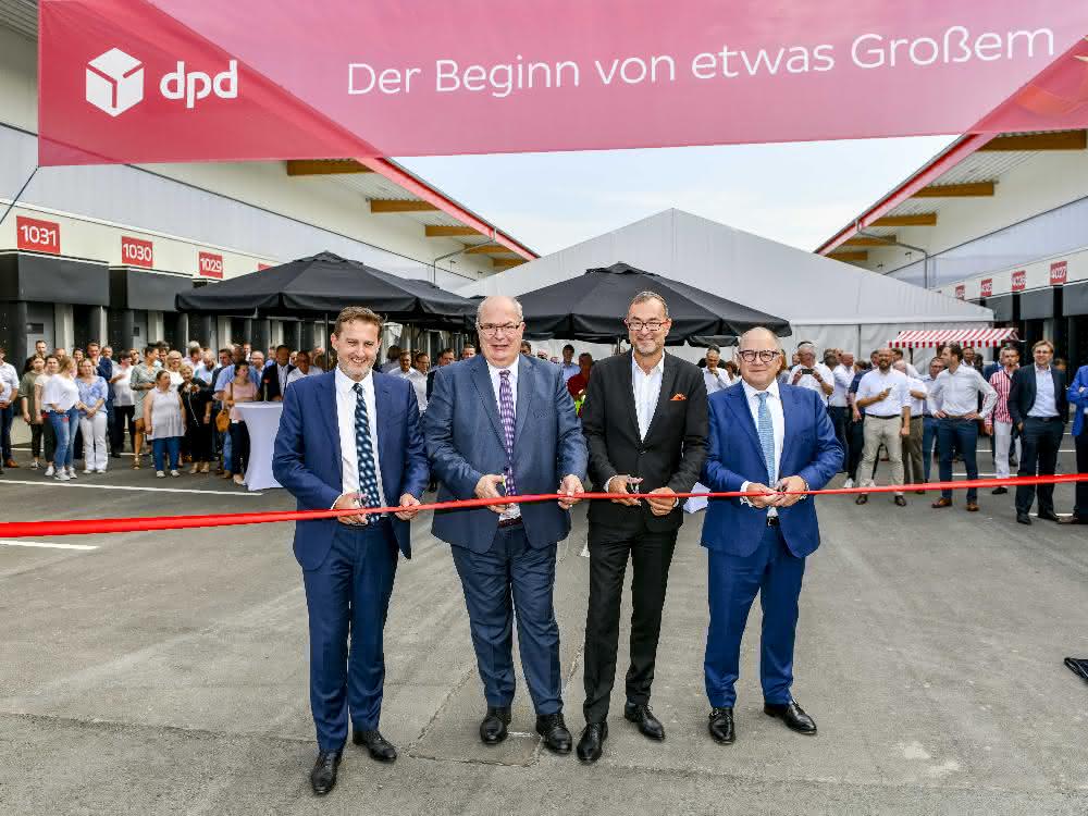 DPD's largest parcel sorting center in Germany goes into operation