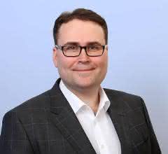 Dr. Julian Thiele