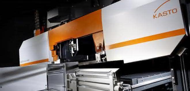 Double mitre bandsaw