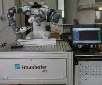Quality assurance: Robot sensor system inspects hybrid components