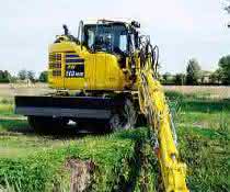 Komatsu zeigt Minibagger, der auch im Abbruch hilft