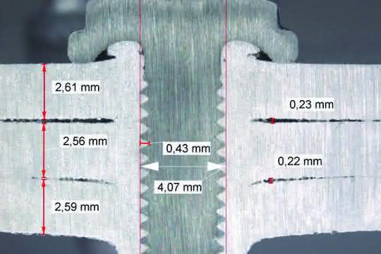 Three-layer sheet metal connection