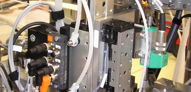 Shock absorber: Versatile use: dampers in linear modules