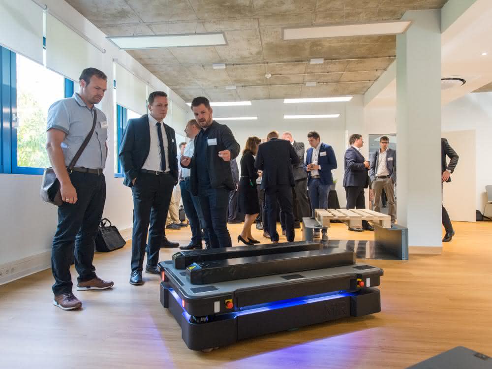 DACH und Benelux: Mobile Industrial Robots treibt Expansion voran