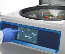 Ein Gerät der Thermo Scientific Universalzentrifugenserie Pro.