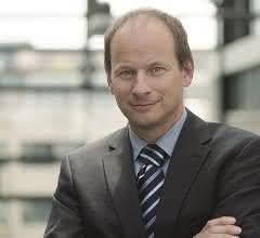 Dr. Constantin Häfner Dr. Constantin Häfner