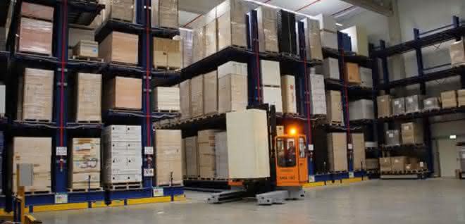 Electric multidirectional sideloader MQ 30