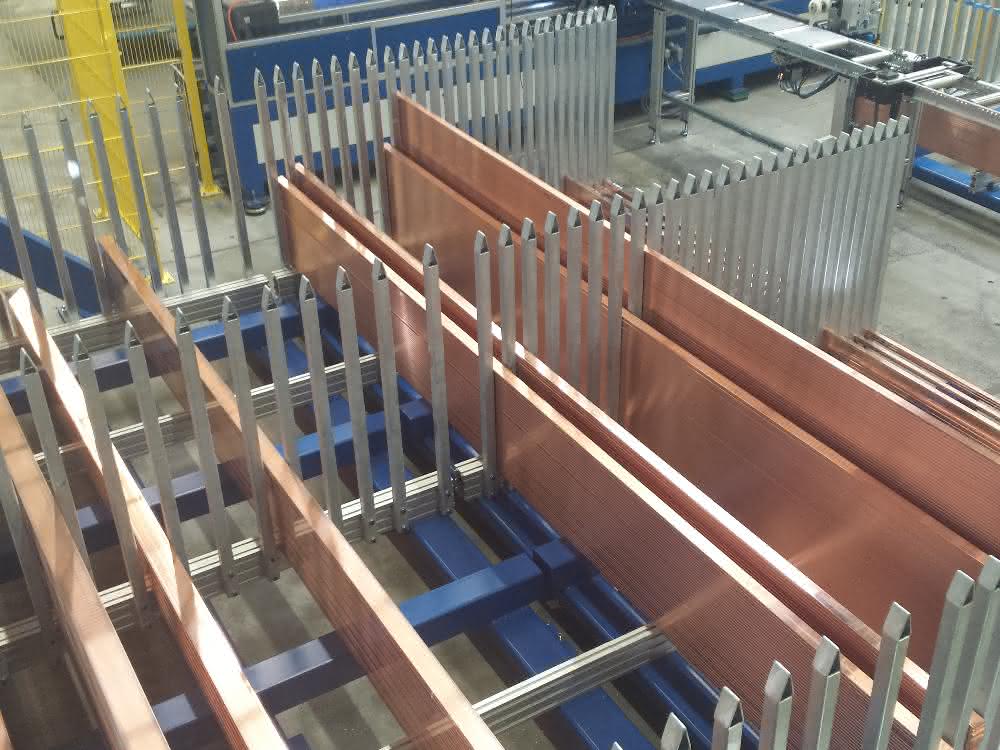 Automatisierte Stanzmaschine: Automatisierte Kupferfertigung