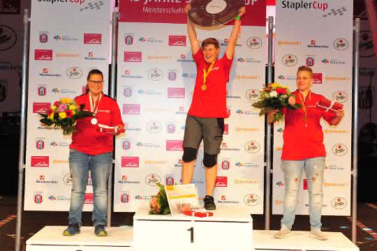 Finalentscheidung: Staplercup: Erwin Brummer und Melanie Holl erobern Meistertitel