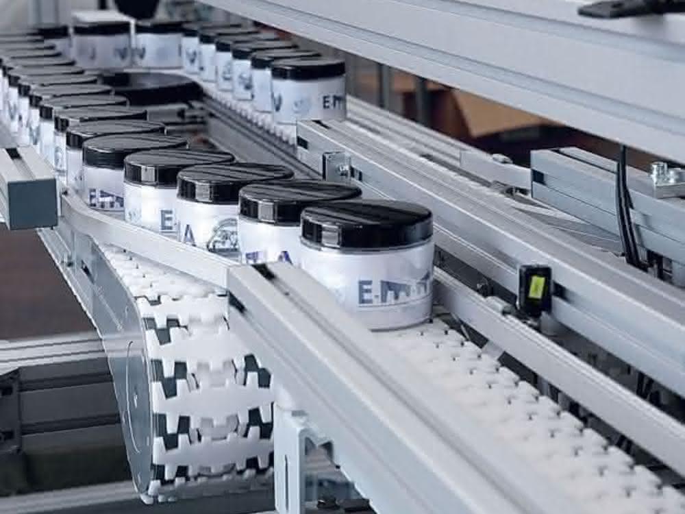 Versaflex hinged belt conveyor system