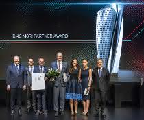 Festo erhielt auf der EMO den DMG Mori Innovation Partner Award 2019 überreicht DMG Mori Innovation Partner Award