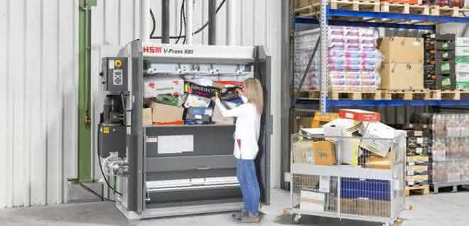 Vertical baler Vertical baler