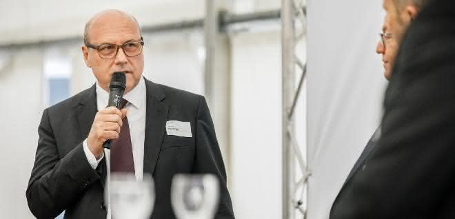 New logistics hub: DB Schenker presents new logistics center in Augsburg