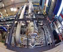 Im Evonik-Modul der Rheticus Versuchsanlage arbeiten Bakterien an der Umwandlung von Synthesegasen in Spezialchemikalien wie Butanol. Im Evonik-Modul der Rheticus Versuchsanlage arbeiten Bakterien an der Umwandlung von Synthesegasen in Spezialchemikalien wie Butanol.
