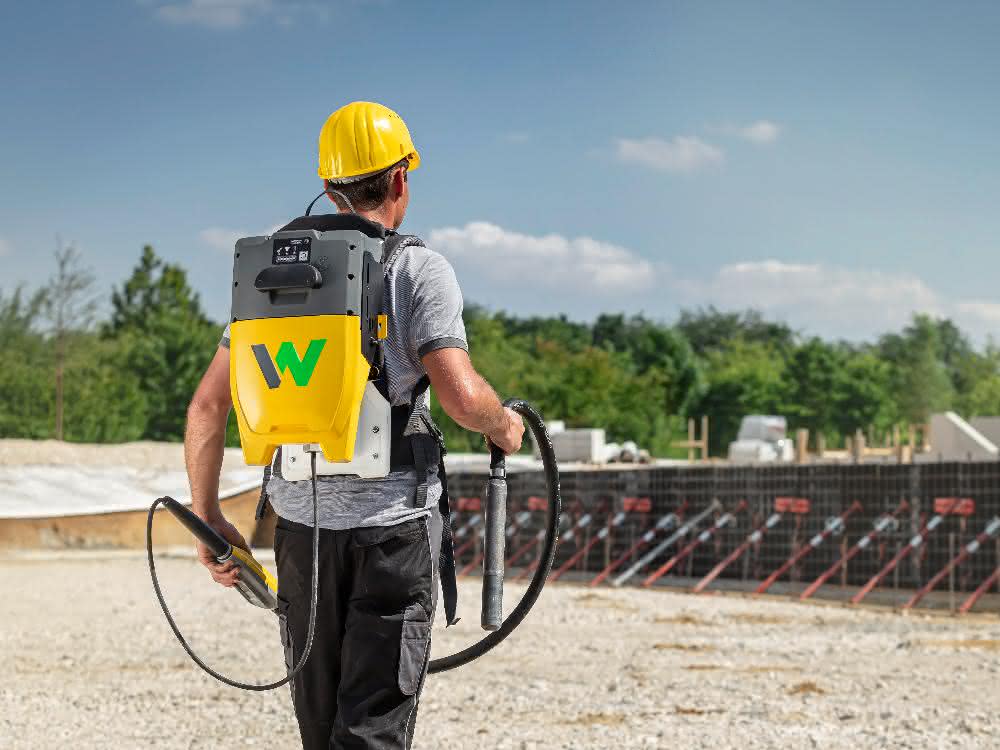 Alternative Antriebe: Wacker Neuson zeigt neue Antriebe beim 2. Construction Equipment Forum