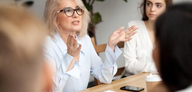 Wer andere Menschen führen möchte, muss zunächst sein eigenes Handeln optimieren können. Wer andere Menschen führen möchte, muss zunächst sein eigenes Handeln optimieren können.