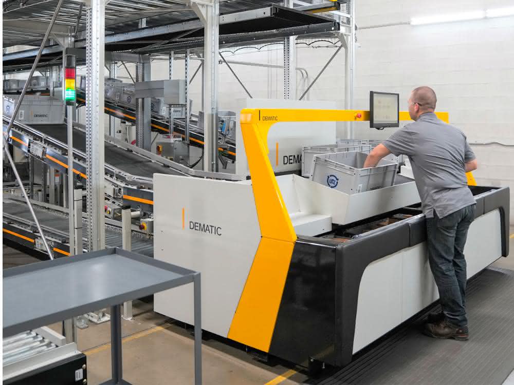 Dematic_Micro-Fufillment-Commissioning Dematic_Micro-Fufillment-Commissioning