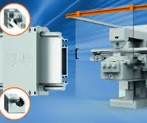 Hybrid roller bearing