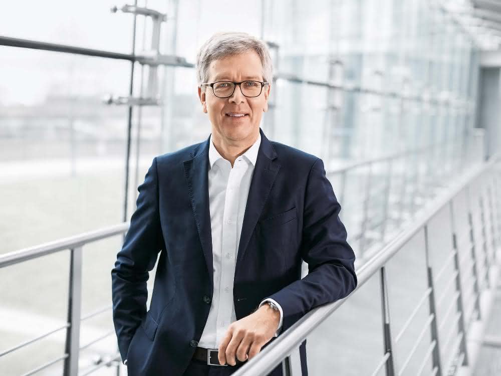 Dr. Frank Melzer