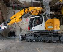 Ein Liebherr-Raupenbagger im Herzen des Grand Paris Express