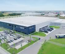 Logistics center in Leipzig from Seifert Safe forklift operation: Seifert tests Linde Safety Guard