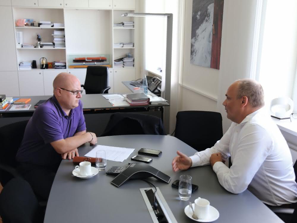 Hapag-Lloyd-Chef im Interview: „Unsere Industrie wird insgesamt umweltfreundlicher“