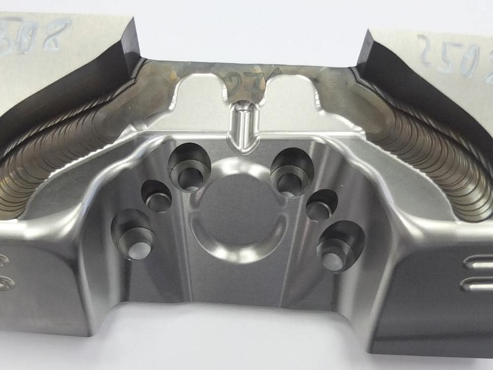Metal components