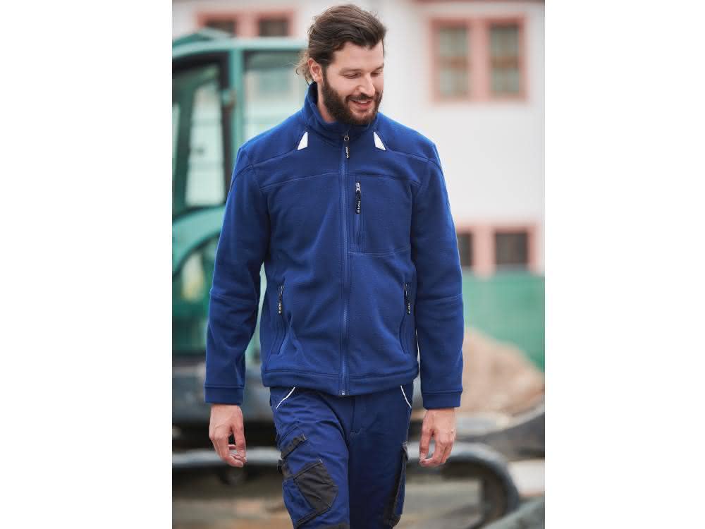 Blau