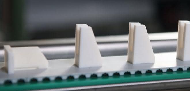 From materialfluss 11-12/2019: Reaching the goal with robust teeth From materialfluss 11-12/2019: Reaching the goal with robust teeth