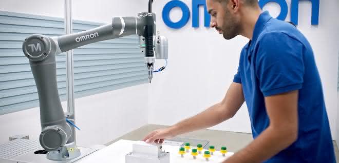 Omron cobot and human Tips for cobot projects: Three pillars of successful cobot initiatives