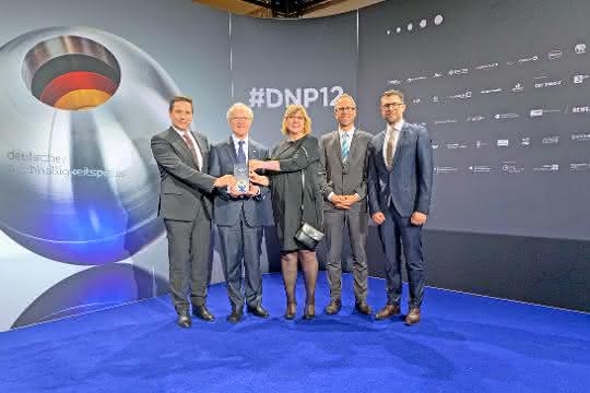 Vacuum specialist convinces: Schmalz honored with the German Sustainability Award Vacuum specialist convinces: Schmalz honored with the German Sustainability Award
