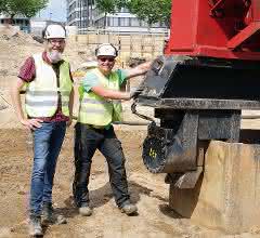 Bauleiter Dipl.-Ing. Ralf Wrocklage (l.) und Polier Daniel Buck (r.)