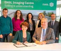 Representatives from EMBL and Leica at signing ceremony in Heidelberg Representatives from EMBL and Leica at signing ceremony in Heidelberg