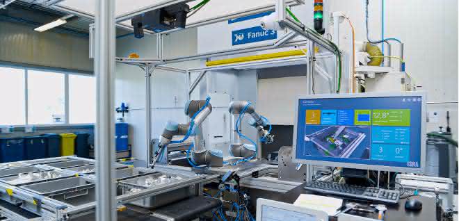 Zwei UR5-Cobots